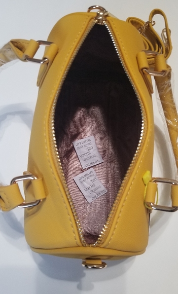 PIERRE LOUES TRENDY PU LEATHER CROSS BODY BAG - Picture 3 of 8